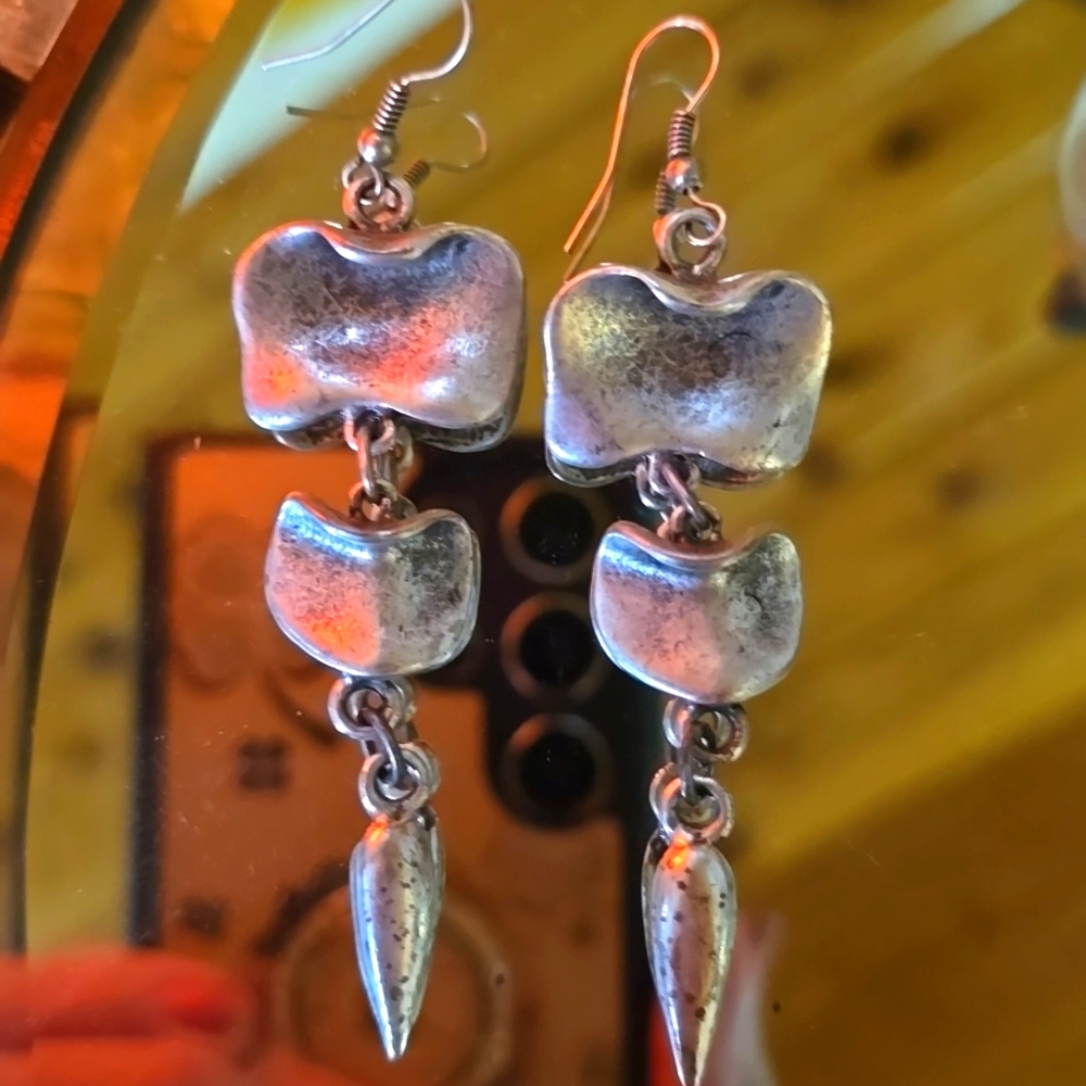 Earings - Picture 2 of 6